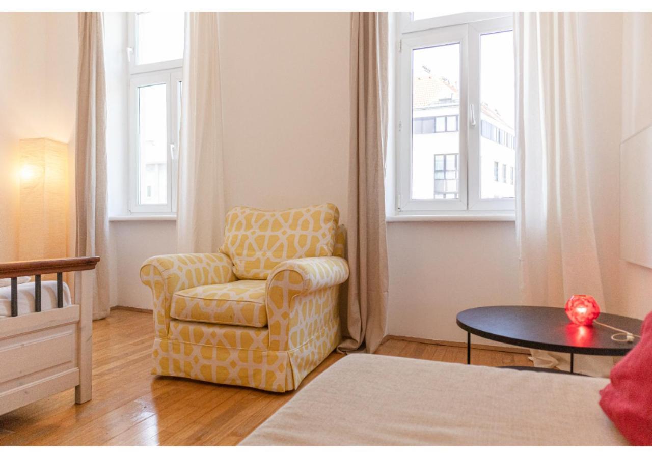 Cheerful 2Br Apartment - Suitable For Longstays Wien Exterior foto